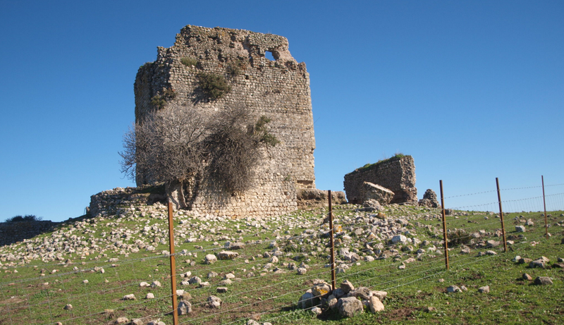 El castillo de Matrera, antes de la intervención.